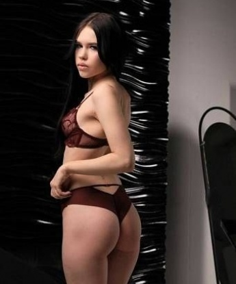 Анкета проститутки Алина - Фото 1, Приютное, 19 лет, №1381